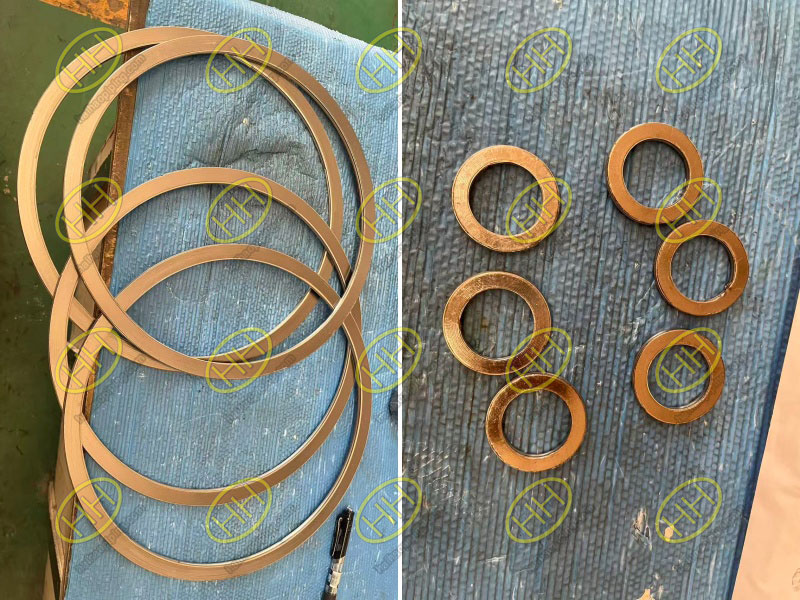 ASME B16.20 Type R graphite spiral wound gaskets with SS304 winding