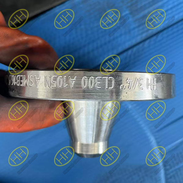 ASME B16.5 A105N RF weld neck flange