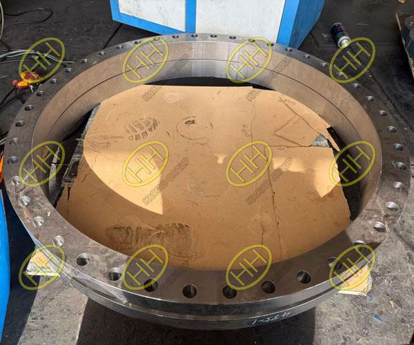 ASTM A694 F52 loose flanges and flanged pipe components manufactured by Haihao Group