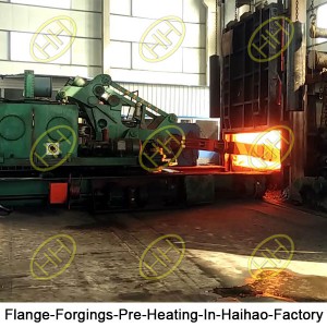 Flange-Forgings-Pre-Heating-In-Haihao-Factory