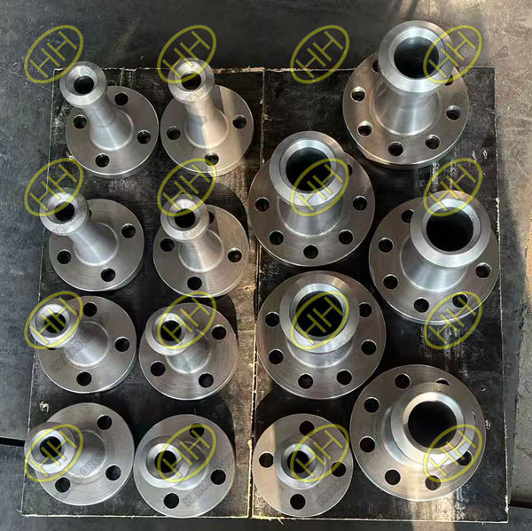 Flanged branch outlet RF A694 F52 MSS SP97 manufactured by Haihao Group