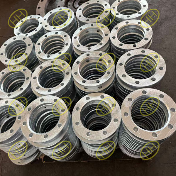 S235JR2 hot dip galvanized rotating flanges