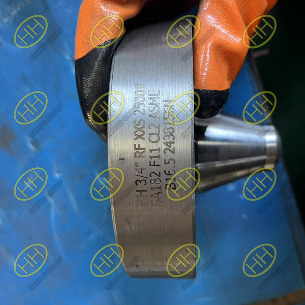 SA182 F11 Class 2 ASME B16.5 forged weld neck flange ready for shipment