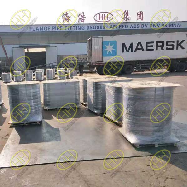 Shipment of flanges